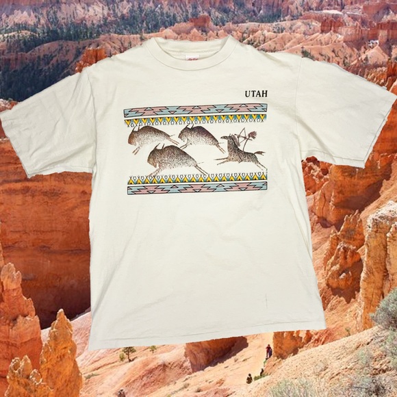 VINTAGE 90s UTAH NAVAJO STYLED T-SHIRT SIZE LARGE - Picture 1 of 4